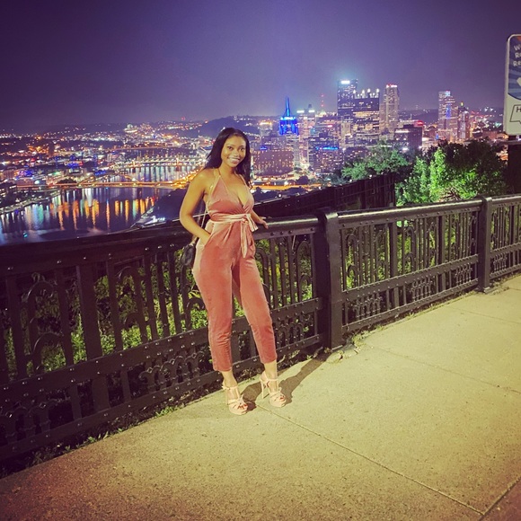 Meet your Posher, Christina - Picture 8 of 9